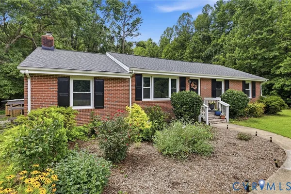 8585 ANDERSON CT