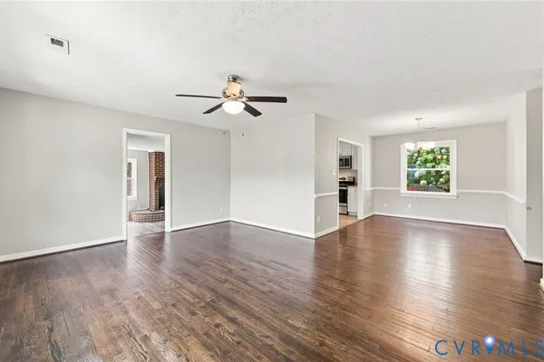 8585 ANDERSON CT