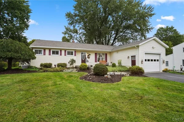 7323 MANLIUS CENTER RD