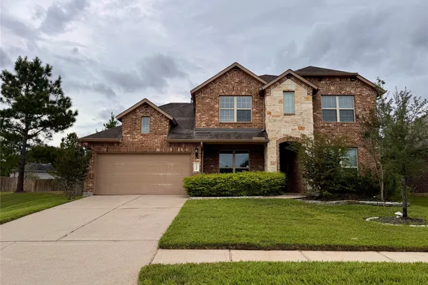 1546 HEARTWOOD DR