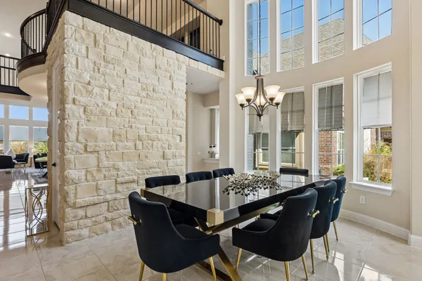 3613 SPARKLING DR