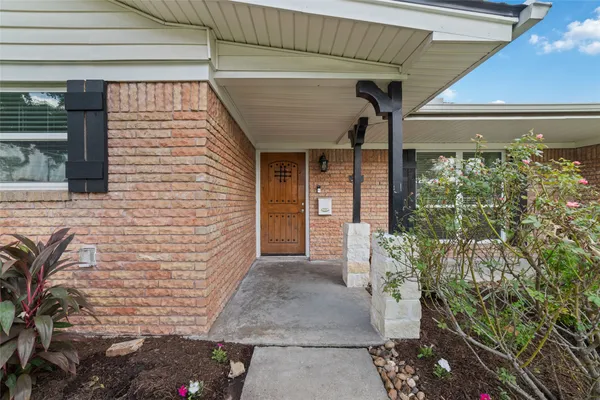 1819 MILLWOOD DR