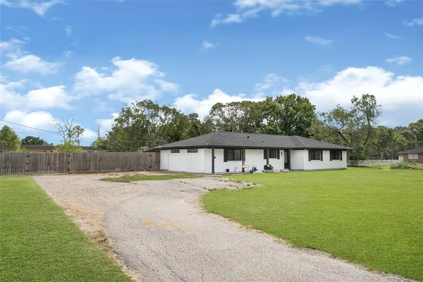 302 COUNTY RD