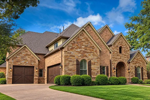 1403 ELEANOR RIGBY LN