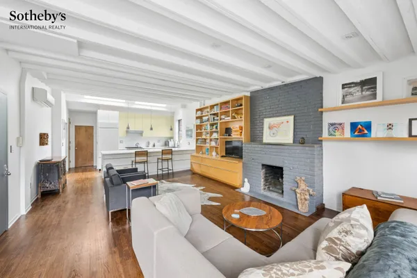 35 MONROE PL 4