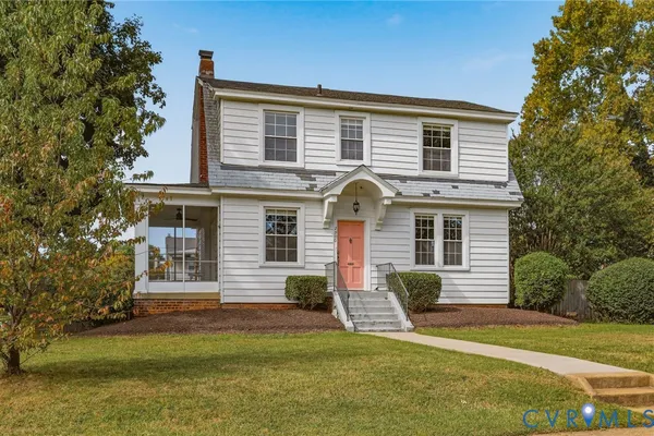 2900 SEMINARY AVE