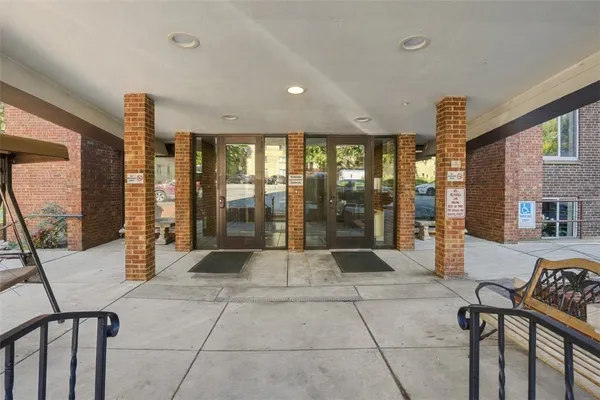 5 BAYARD RD 300