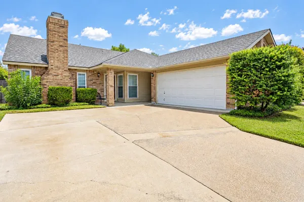 1705 SANDY POINT CT