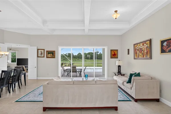 106 KING FISHER WAY
