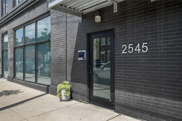 2545 PENN AVE 504