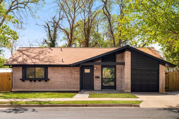 5210 EMERALD MEADOW DR