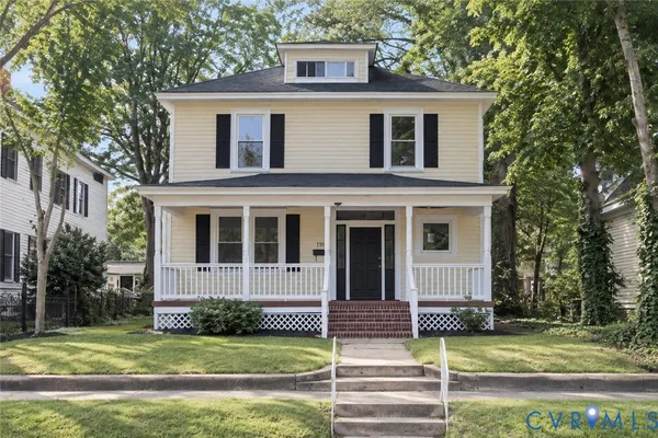 110 N 15TH AVE
