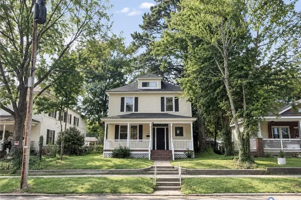 110 N 15TH AVE