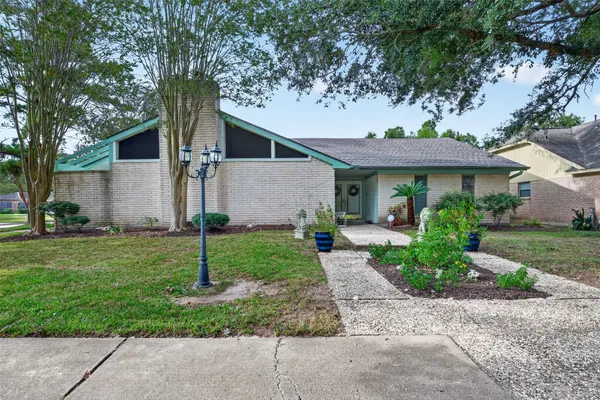 16403 GLENSHANNON DR