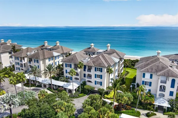 90 BEACHSIDE DR 301