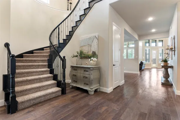 1611 CHISHOLM TRL