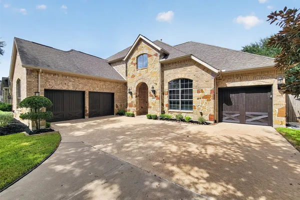 6911 GOSSAMER LN