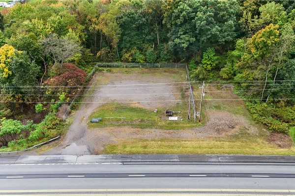 LOT ROUTE 422  422
