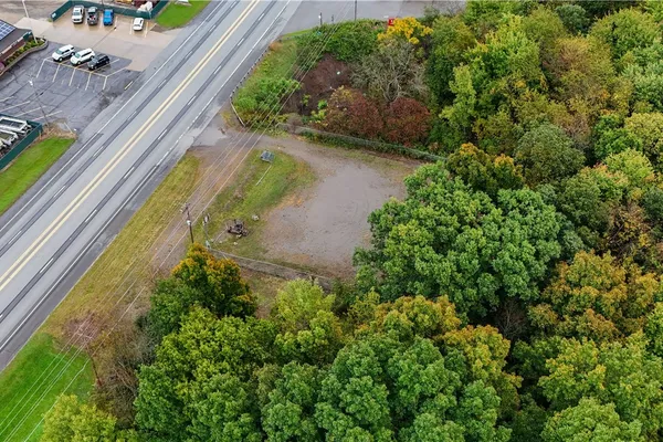 LOT ROUTE 422  422