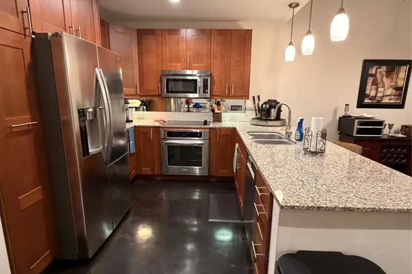 2608 MUSEUM WAY 3211