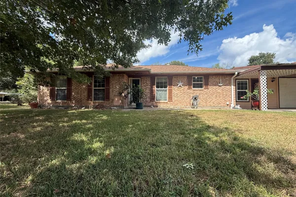 409 LEE AVE