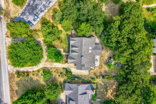 1538 HIGHLAND RD