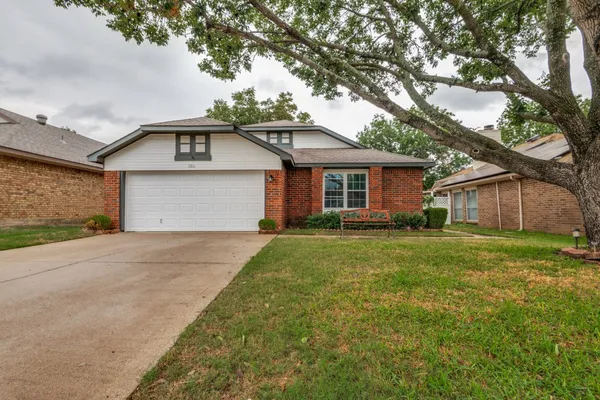 5814 FOX HUNT DR