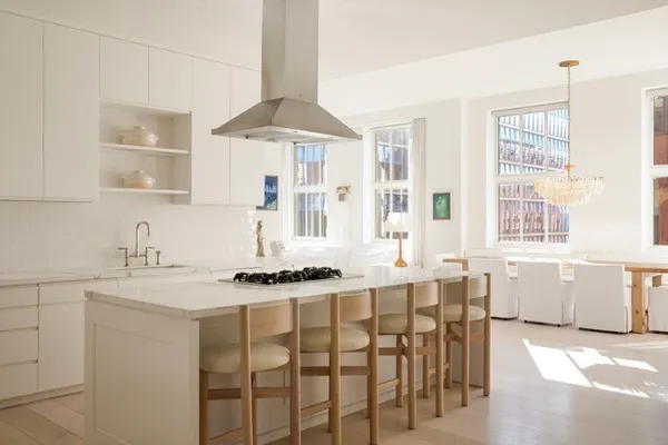 415 GREENWICH ST 7F