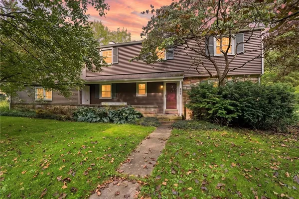 425 VOGAN DR