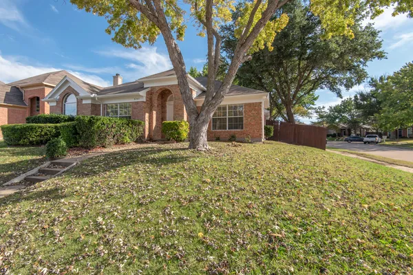 9701 PRESTON VINEYARD DR