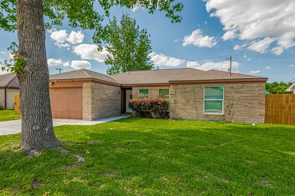 7926 JONQUIL DR