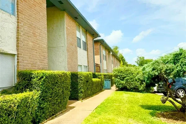 8360 JORINE DR 8360