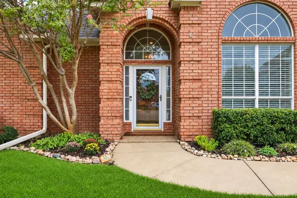 2705 MIMOSA CT