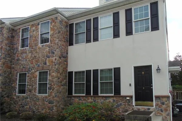 1796 MERLOT DR D