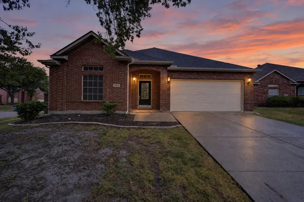 10601 AUGUSTA LN