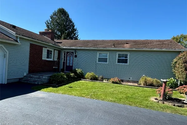 12 COLONY DR