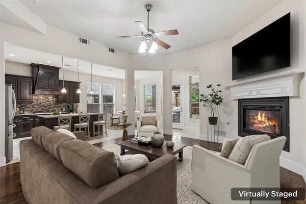2707 POINT VISTA DR