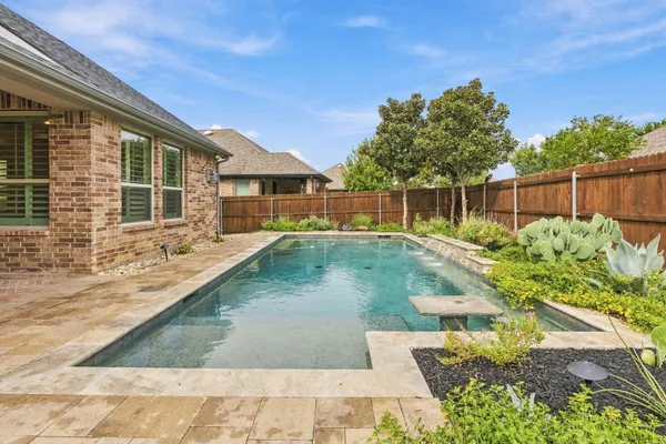 1121 BRYCE CANYON DR