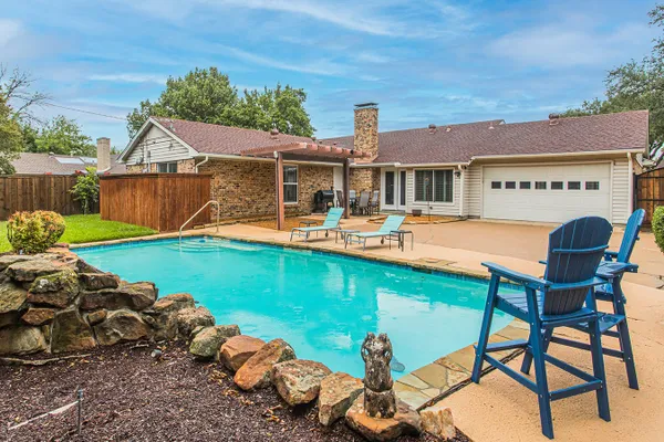 3140 LA KENTA CIR