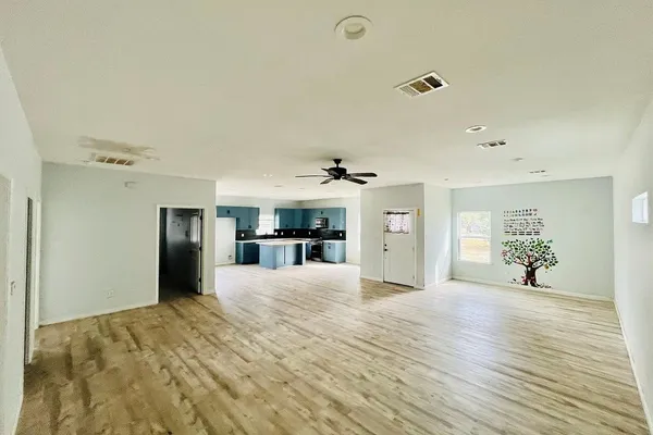 602 BIG DEER DR