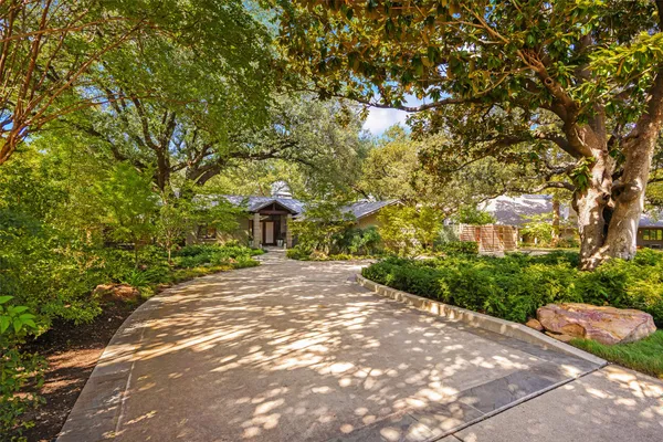 11117 EASTVIEW CIR