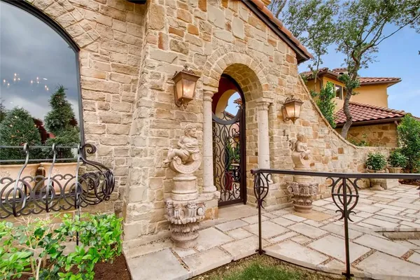 13240 VILLA MONTANA WAY