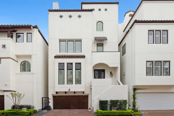 114 CALLE CATALINA PL