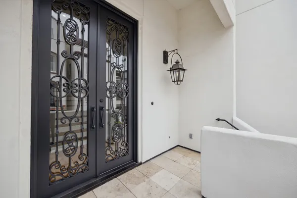 114 CALLE CATALINA PL