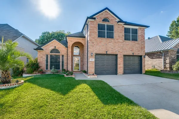 3667 SMOKE TREE TRL