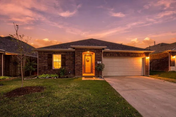 632 MONTGOMERY DR
