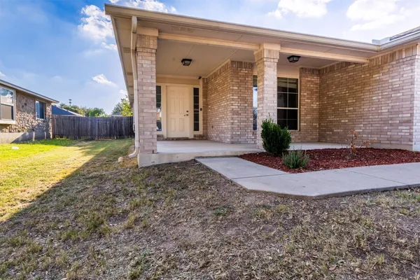 1111 BURGESS DR