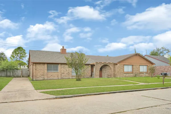 19527 LAZY VALLEY DR