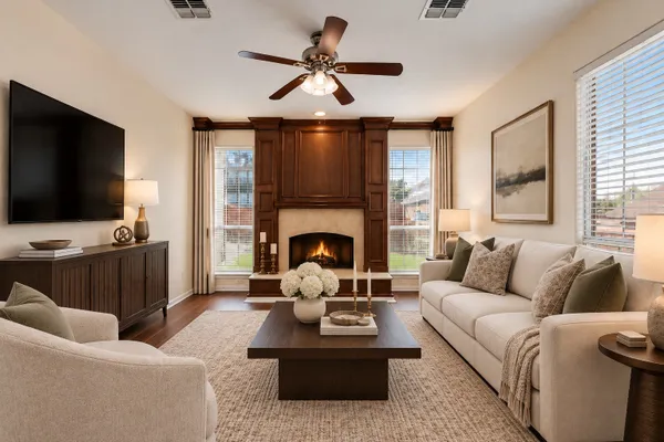 1604 BENNINGTON DR