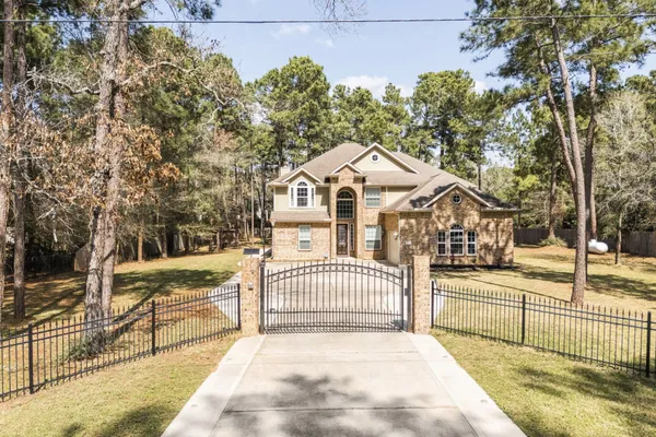 22306 BANEBERRY RD